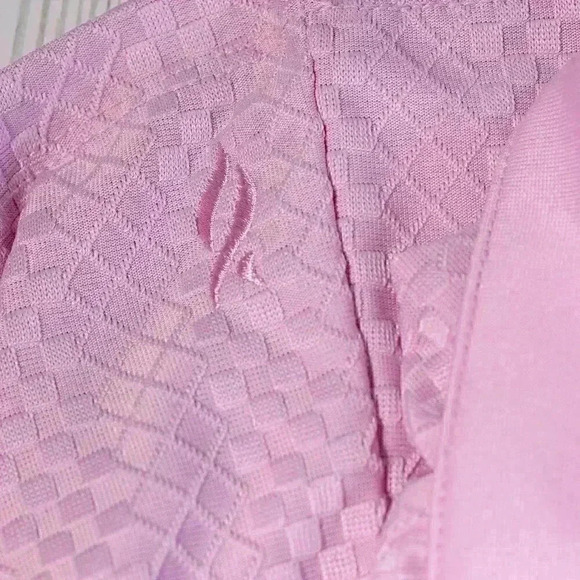 Lopez/Nancy Lopez Size S DeLux Dri pink geometric embossed short sleeve polo - Picture 15 of 16